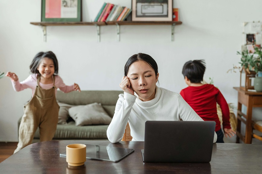 tips for moms balancing work and home